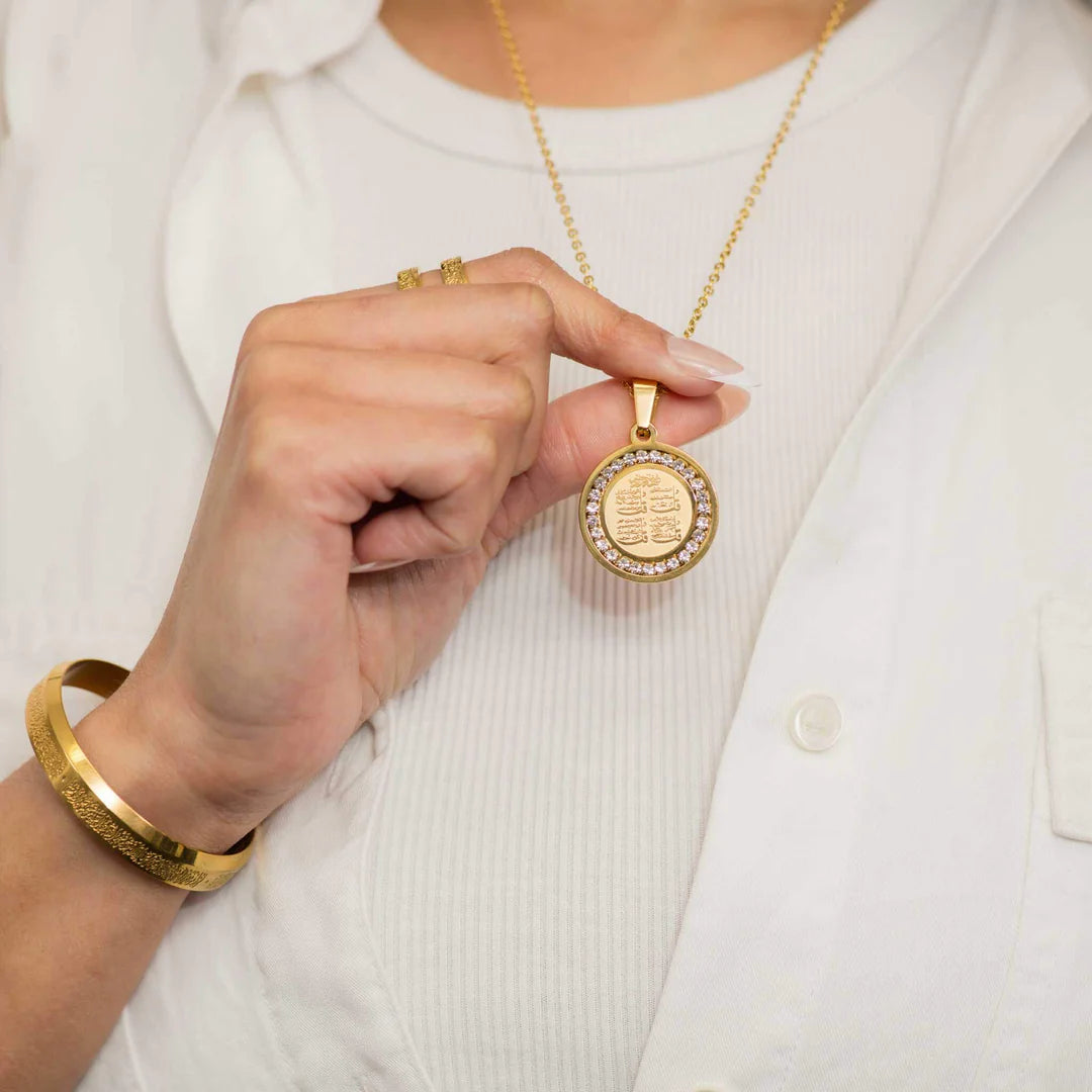 18K Gold Plated 4 Qul Necklace